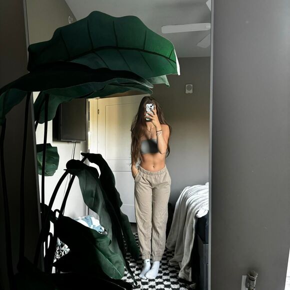 Brandy Melville Pants - Brandy-melville Women's Tan Joggers